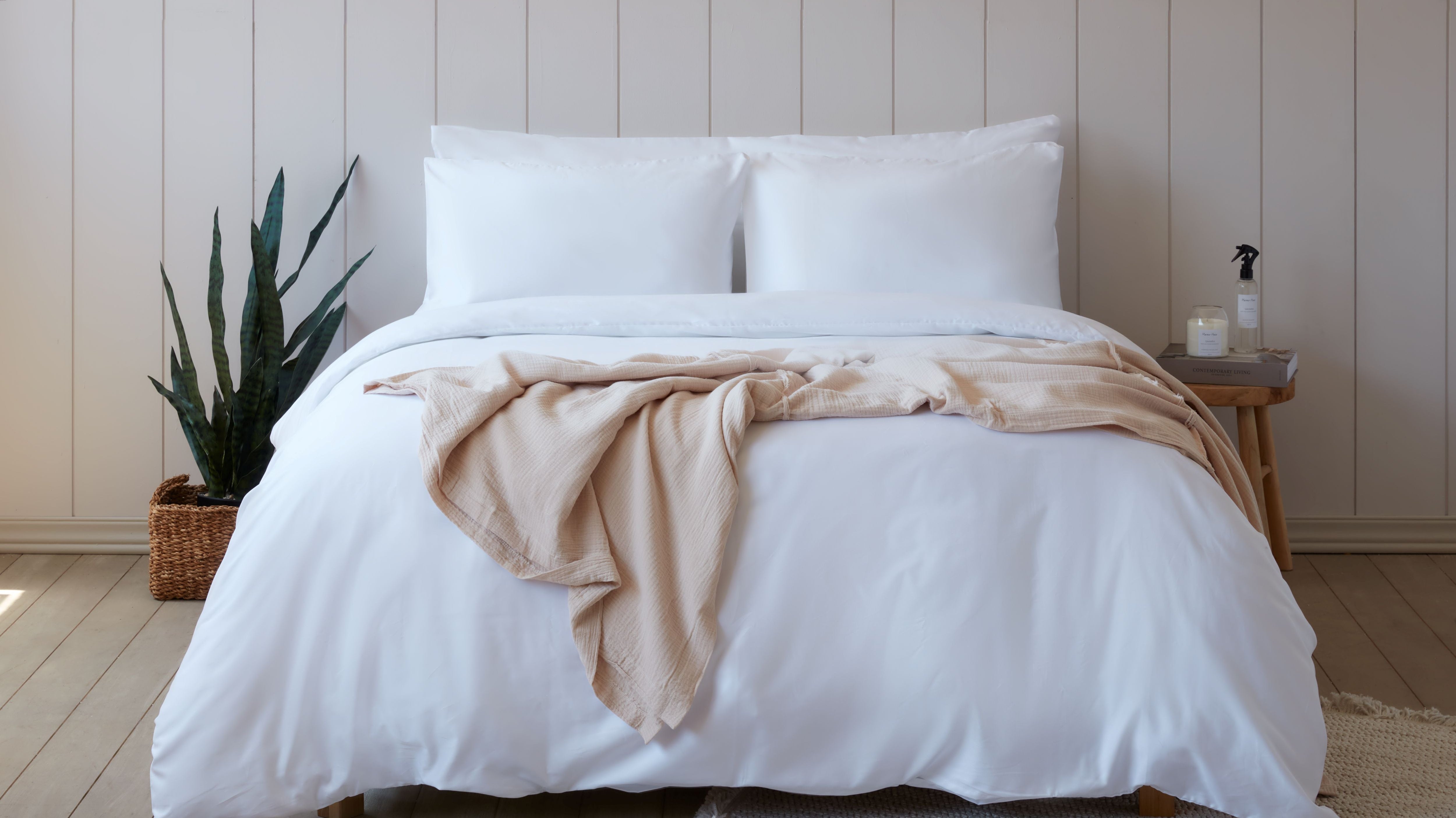 מצעים למיטה זוגית: המדריך המלא לעיצוב חדר שינה זוגי לפי עונות השנה