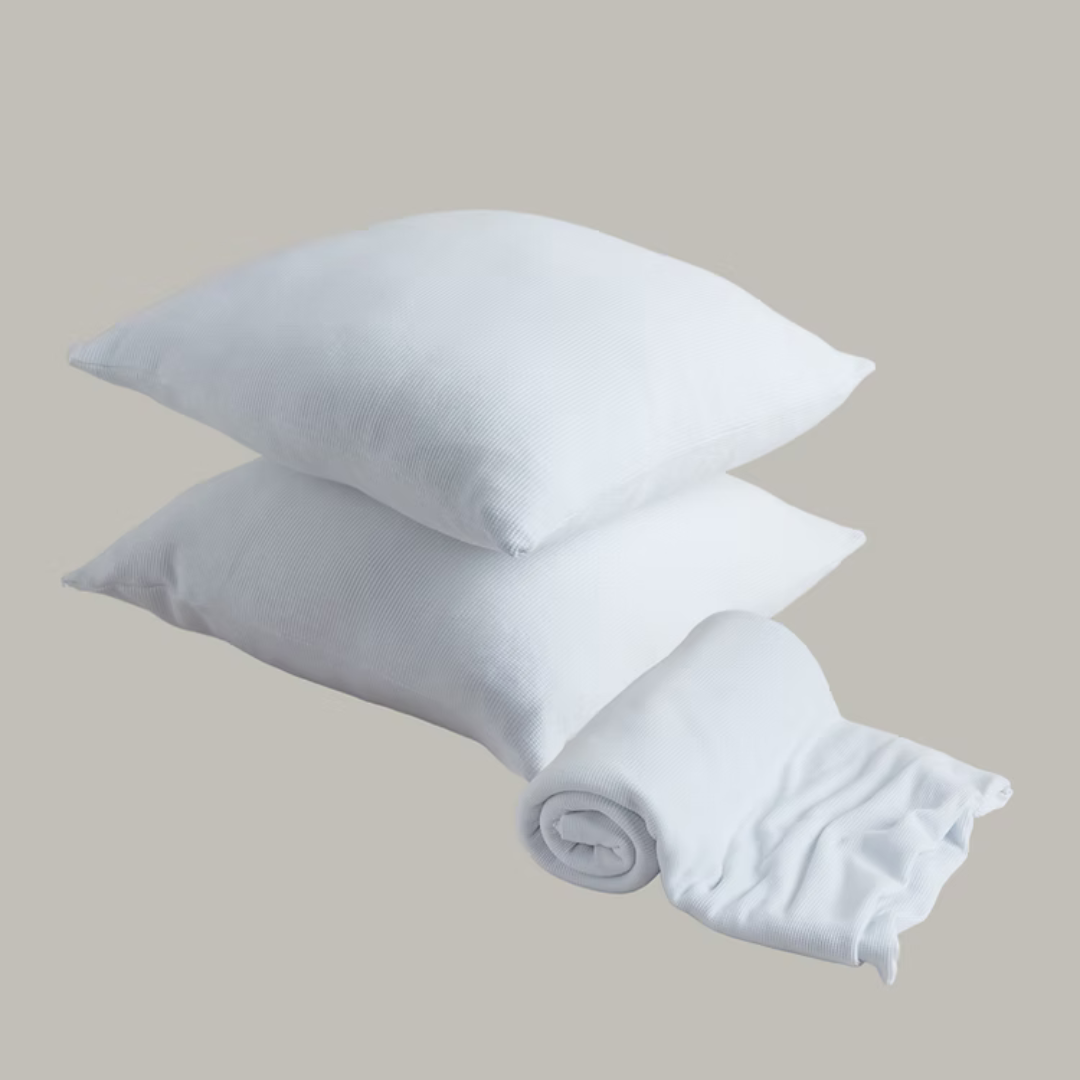 מה כולל המארז?
כיסוי מיטה וופל גדול (200x240 ס"מ)
זוג כריות נוי וופל תואמות (50x50 ס"מ), כולל כריות מילוי איכותיות.