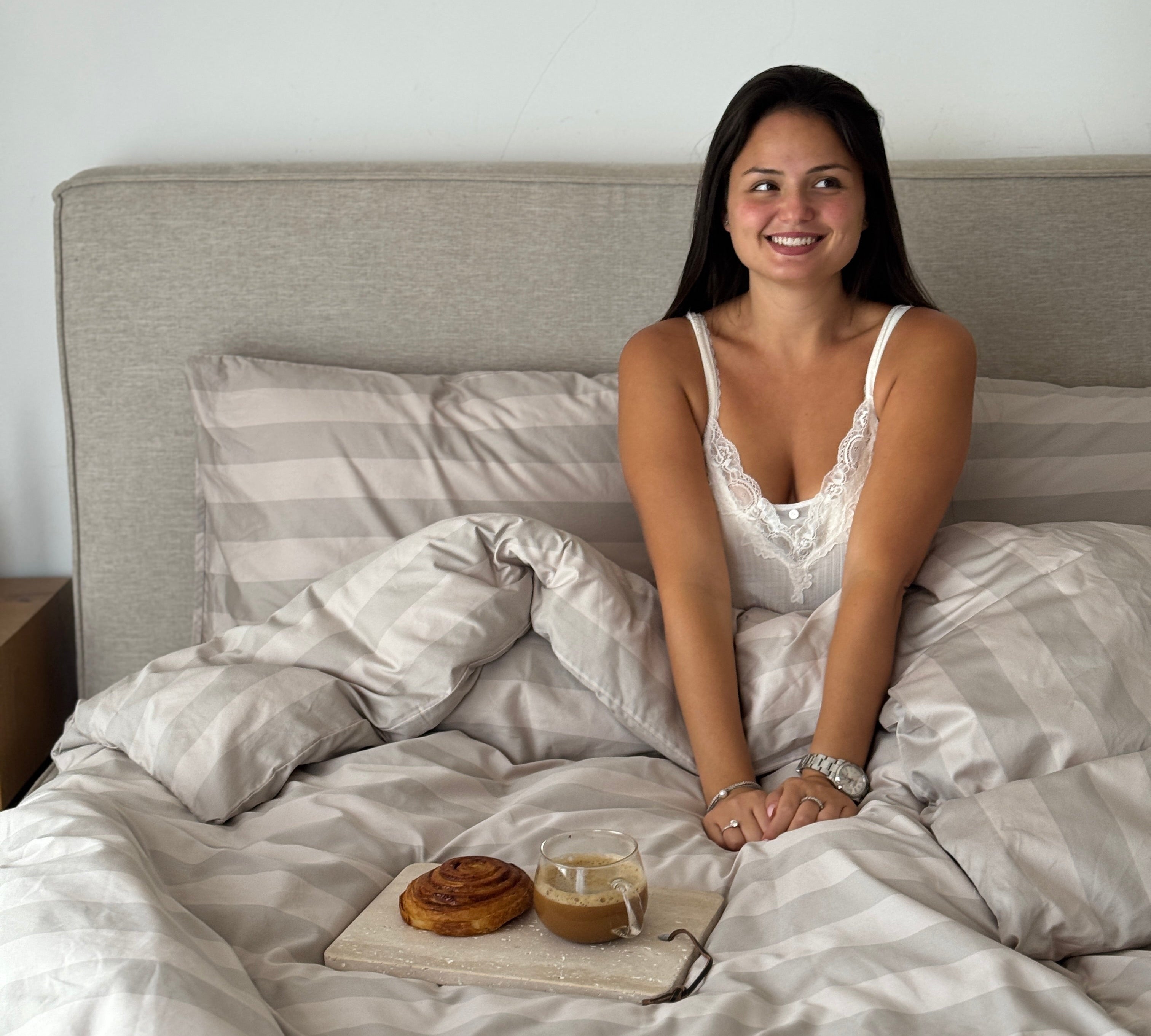 מצעים לחדר שינה מפנק ואלגנטי: המדריך המלא לבחירה ועיצוב