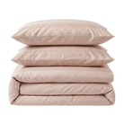 מצעי כותנה מצרית צפיפות 500, עשויים מסיבים דקים וחזקים עם כ-500 חוטים בכל אינץ', מה שהופך אותם לאיכותיים ועמידים לשנים רבות!

מצעים רכים ומפנקים שיהפכו את חדר השינה שלך להרגיש כמו בית מלון. מוצר הדגל שלנו, כותנה מצרית סרוגה באריגת סאטן, הצפיפות גבוהה והאיכותית לחוויית שינה מפנקת.