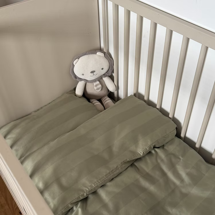 מצעי כותנה מצרית צפיפות 500, עשויים מסיבים דקים וחזקים עם כ-500 חוטים בכל אינץ', מה שהופך אותם לאיכותיים ועמידים לשנים רבות!