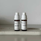 מארז הכולל שני בקבוקי שמנים אתריים למבער, המרכיבים יחד שגרת ריח מושלמת: שילוב מנצח לפתיחת הבוקר באנרגיה חיובית ולסגירת היום ברוגע עמוק.