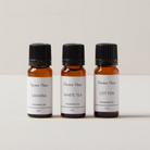 קולקציית PURE כוללת מארז שמנים ריחניים עם ארומות מרגיעות, שנוצרו כדי להעניק לך תחושה נקייה, מפנקת ונעימה בבית.

המארז יהפוך את הבית שלך לבית מלון, עם מגוון ניחוחות יוקרתיים ומפנקים שעוטפים את האוויר בכל הבית ומעניקים תחושת חום ועומק, תוך שמירה על קו נקי וחלק. כל מוצרי הבישום שלנו עשויים מחומרים איכותיים, אינם מכילים כימיקלים מזיקים ובטוחים לשימוש.